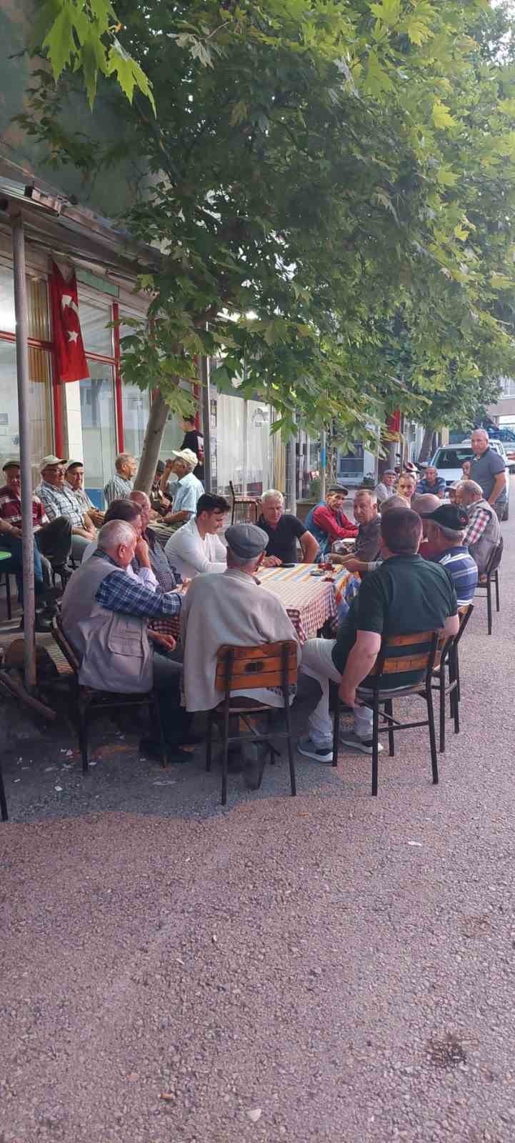 Evreşe Belediyesi çiftçilerin biçerdöver masrafının bir bölümünü karşılıyor