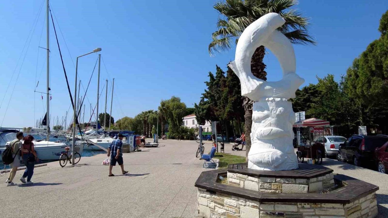 İzmir’in gözde tatil merkezlerinden Foça Kurban Bayramı’na hazır