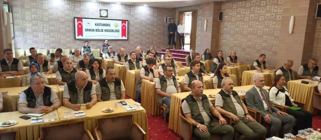 Orman Müdürlüğü ekiplerine "iklim değişikliği ve orman yangını" eğitimi