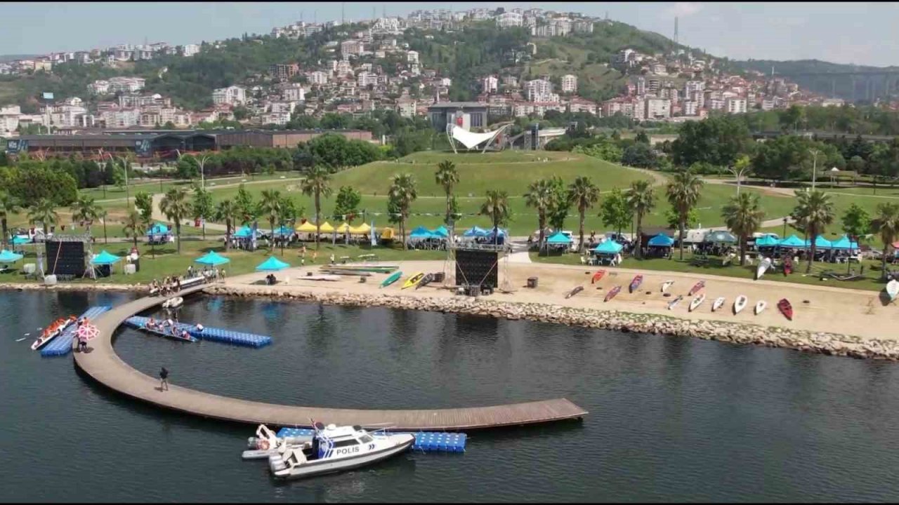 İzmit Körfezi’nde deniz küreği yarışları sona erdi