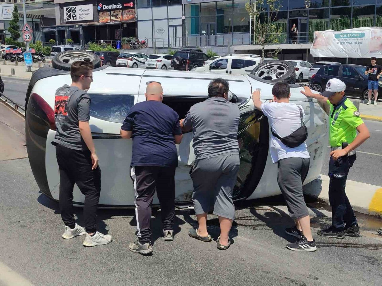 Küçükçekmece’de kaza: 1 yaralı