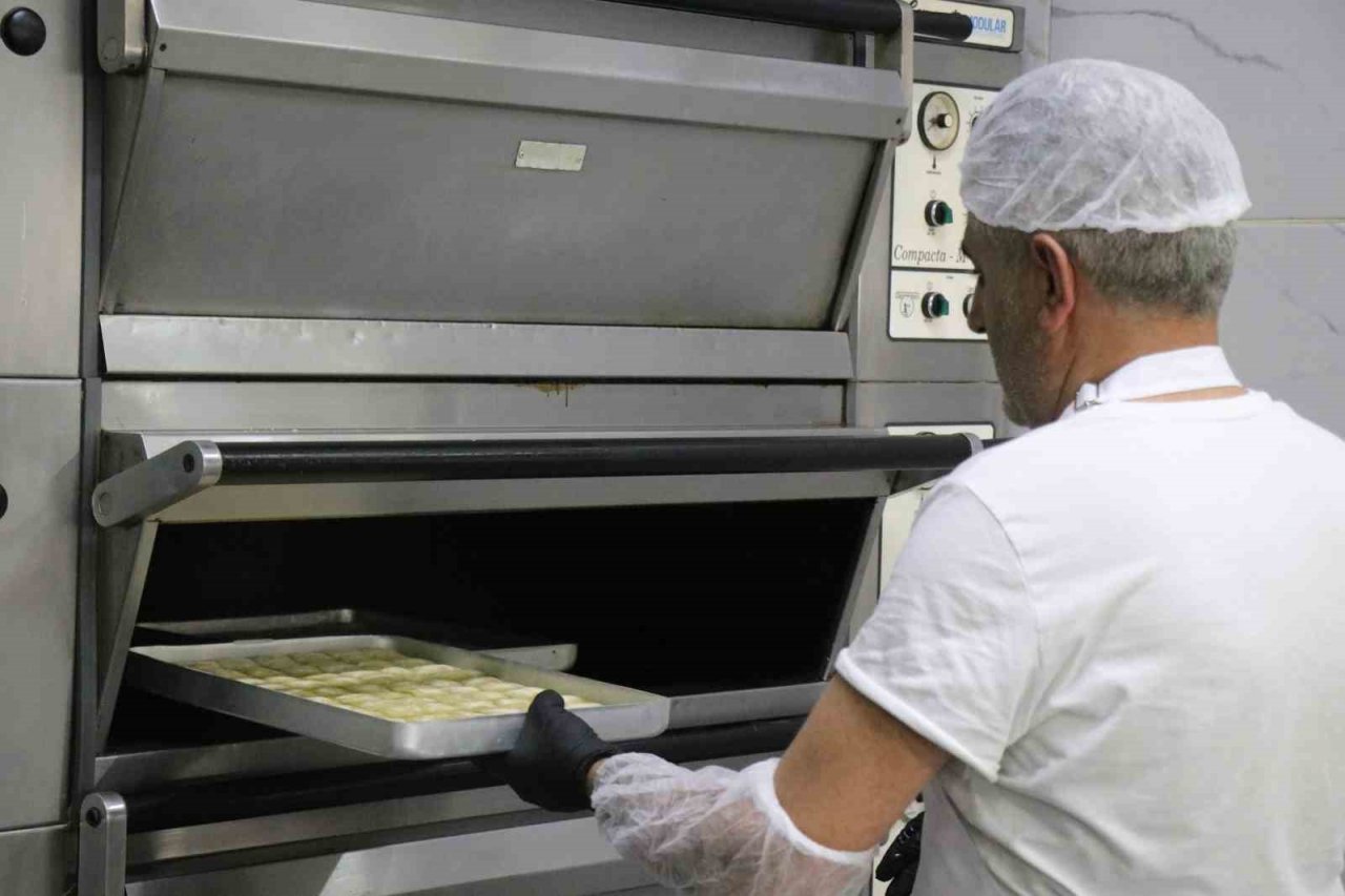 Kurban Bayramı için tatlı alacaklar dikkat: "Bayramınız zehir olmasın"