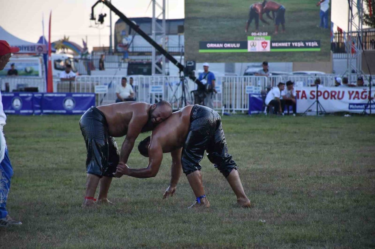 Gaziantep’te başpehlivan Orhan Okulu oldu