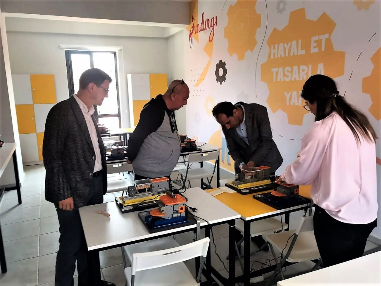 Balıkesir Sındırgı Bilim Merkezi geleceğe ışık tutacak