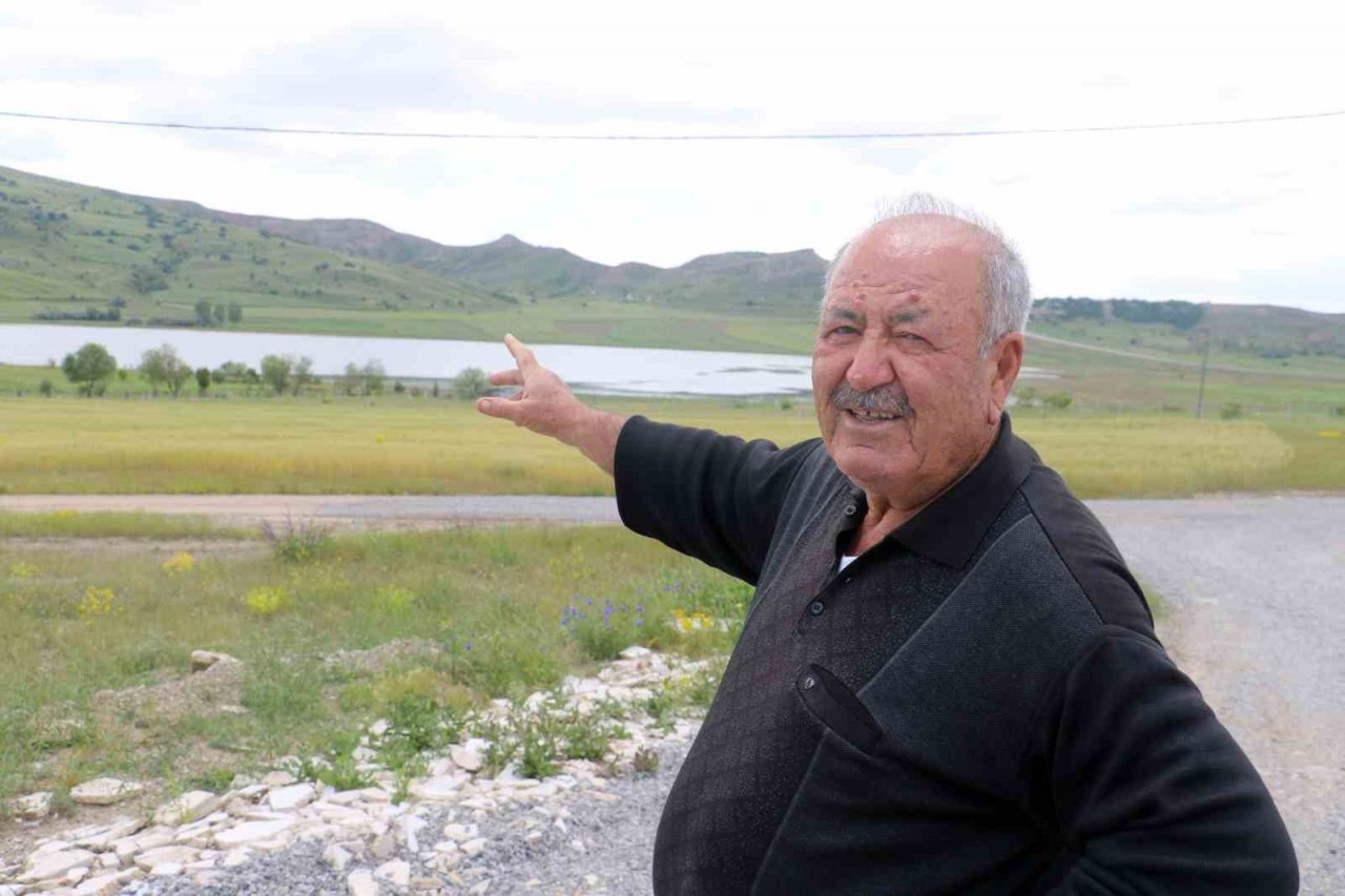 Kuraklık geride kaldı, su tutan kuş cenneti şimdi misafirlerini bekliyor