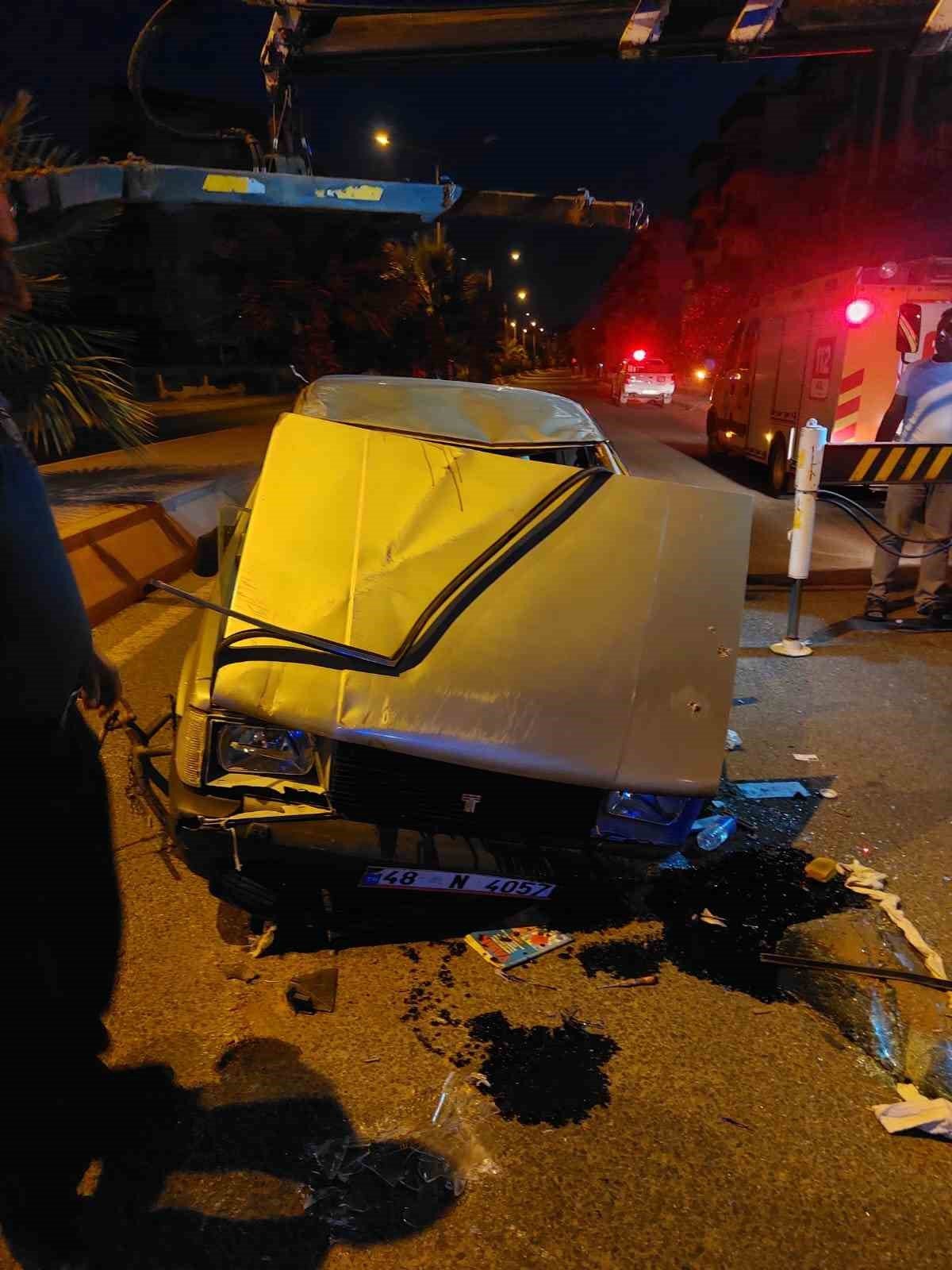 Takla atan araçtan yaralı olarak kurtuldu