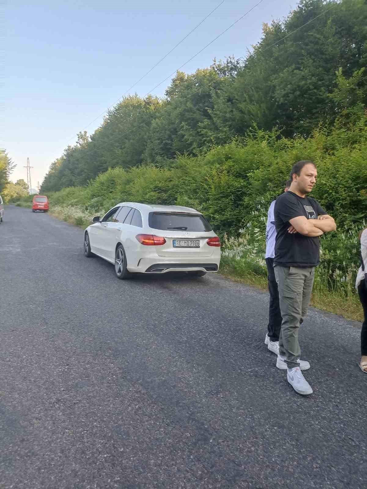 Alaplı’da otomobil ile motosiklet kaza yaptı: 2 yaralı