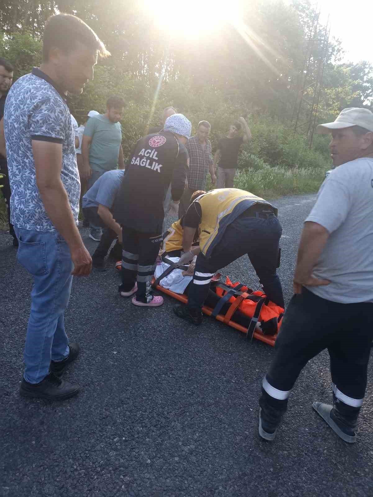 Alaplı’da otomobil ile motosiklet kaza yaptı: 2 yaralı