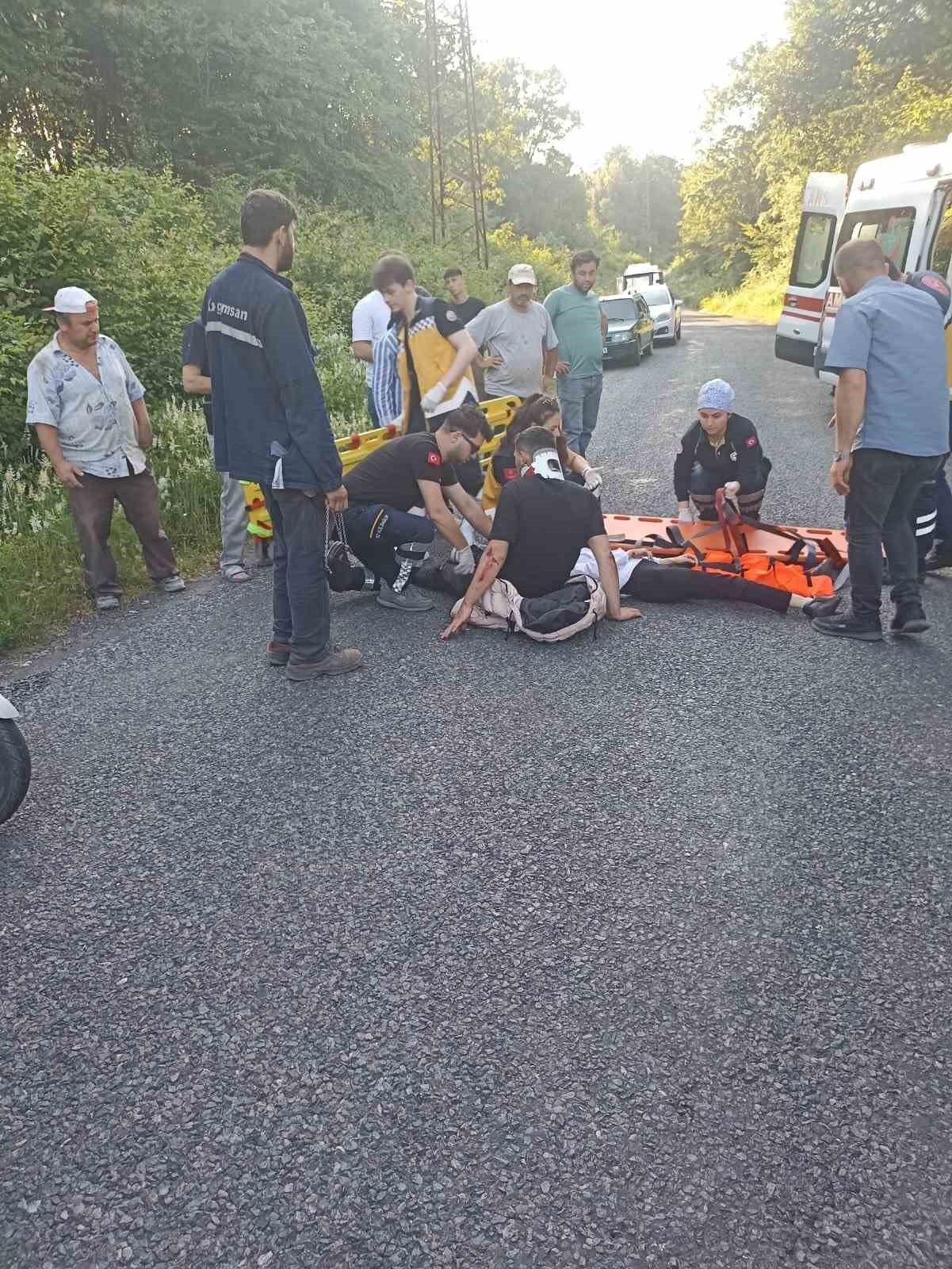 Alaplı’da otomobil ile motosiklet kaza yaptı: 2 yaralı