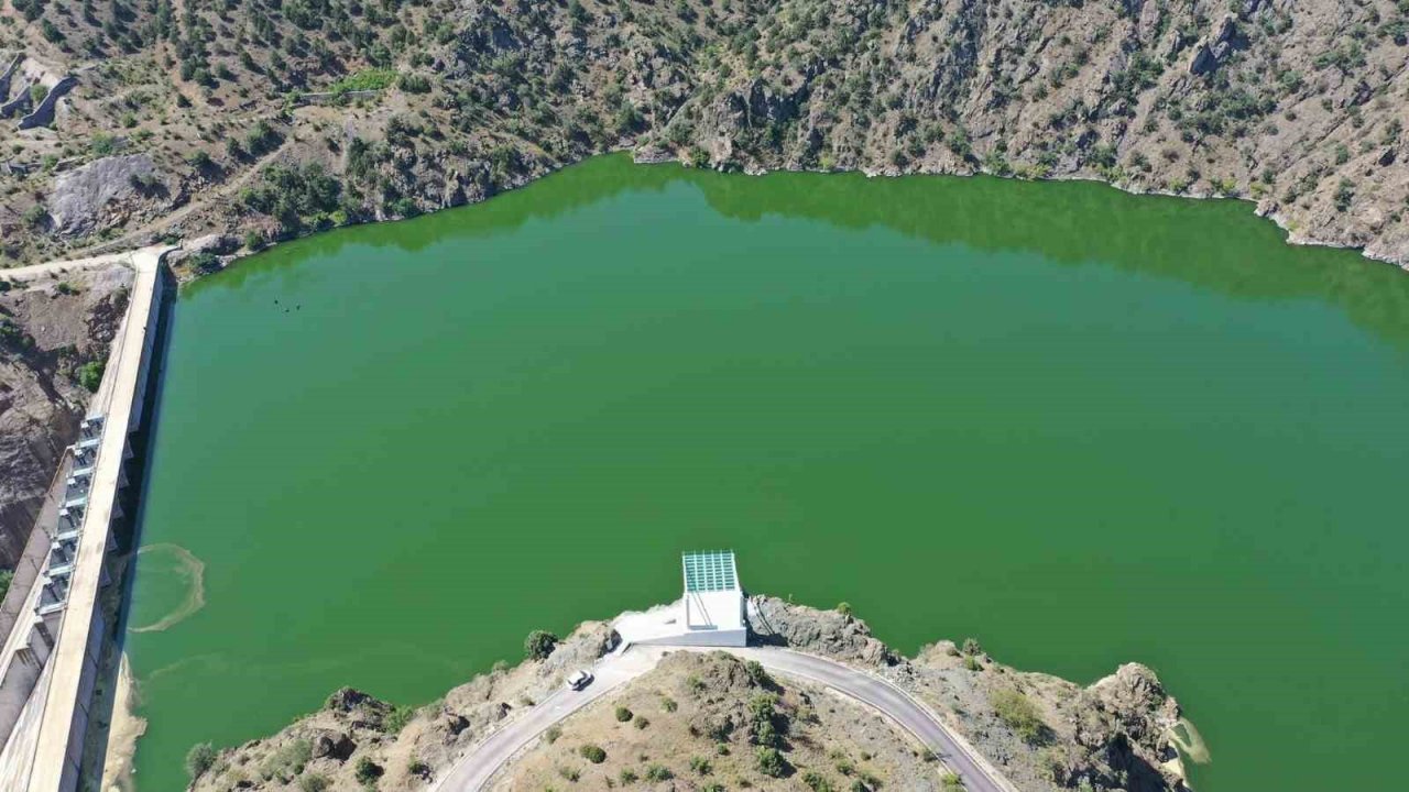 Sarıyar Barajı’na inşa edilen Adnan Menderes Seyir Terası hizmete girdi