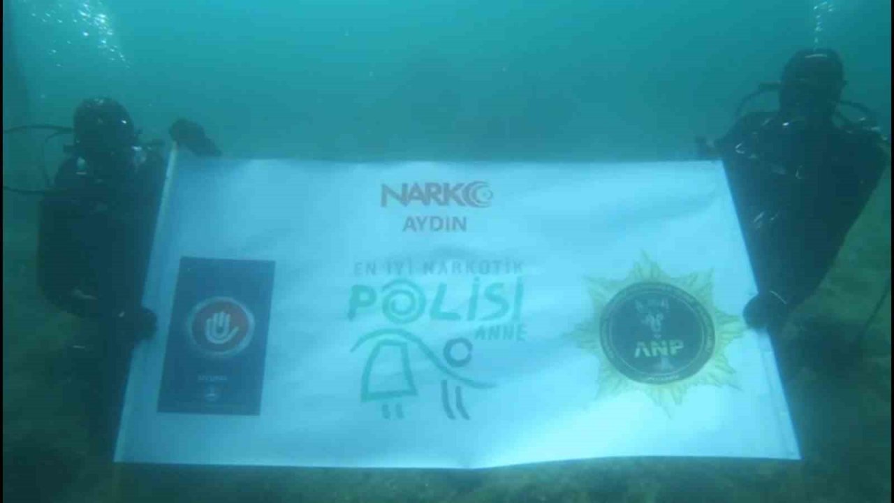 Uyuşturucunun zararlarına deniz altından dikkat çektiler