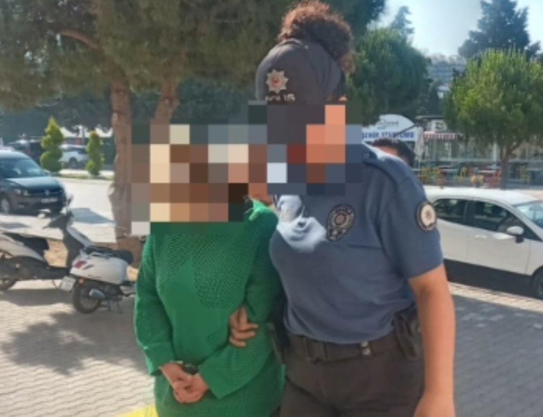 Bayram tatilinde Çeşme’de zehir operasyonu: 6 tutuklama