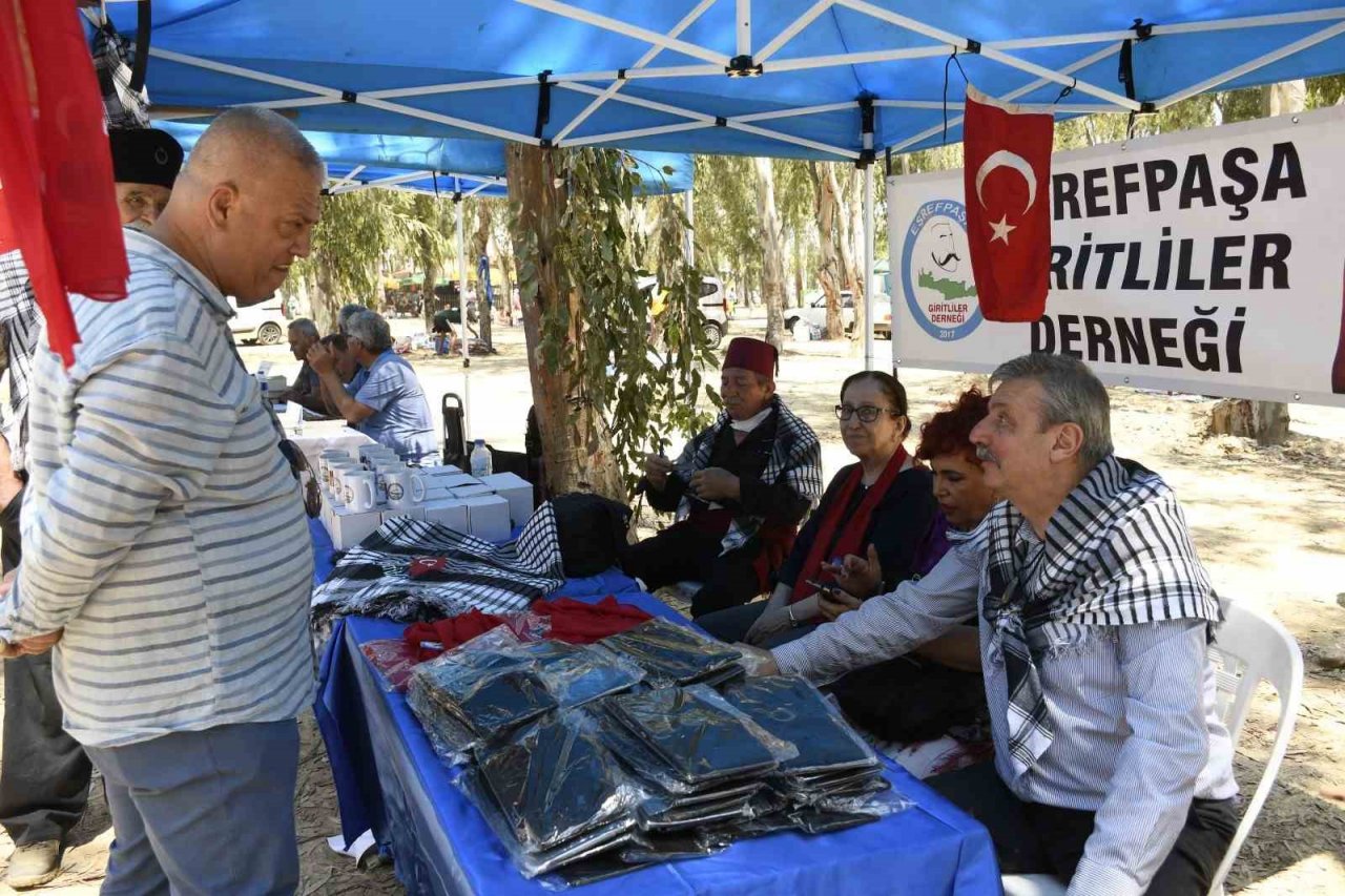 Binlerce Giritli Kuşadası’nda buluştu