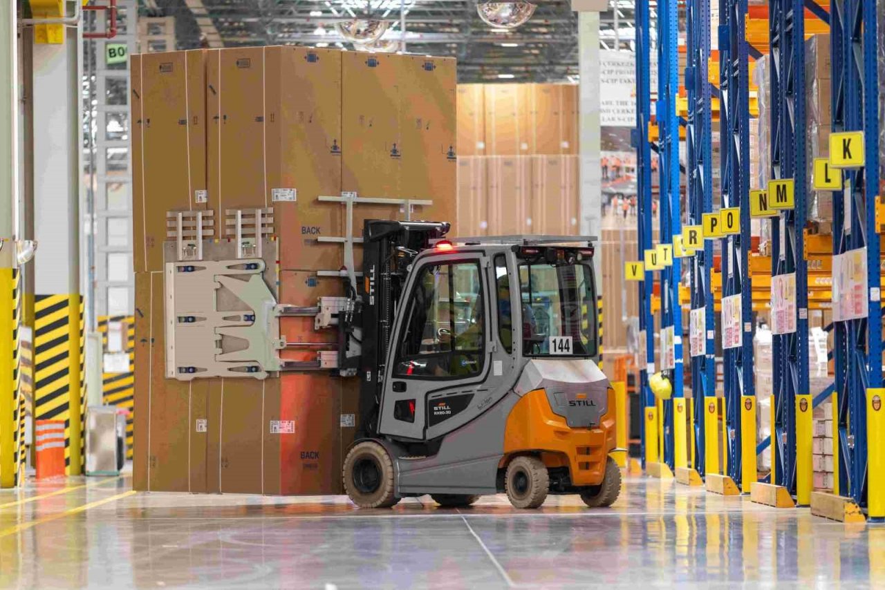 BSH, fabrika depolarında kullandığı lojistik araçlarını Li-Ion akülerle yeniledi