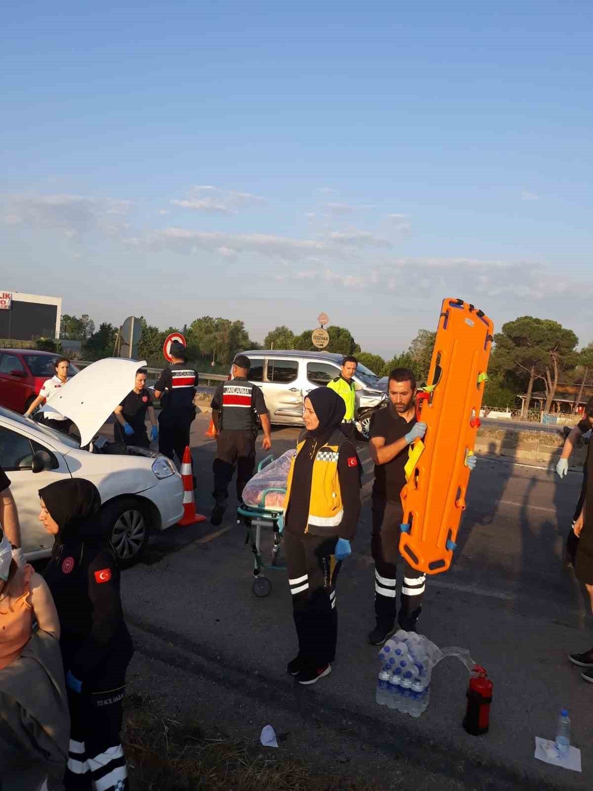 Bursa yolunda kaza: 7 yaralı