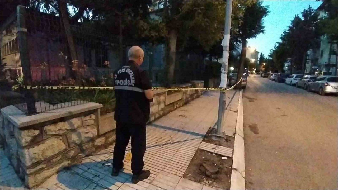 Tartıştığı şahıs tarafından bıçaklanan 14 yaşındaki çocuk yaralandı