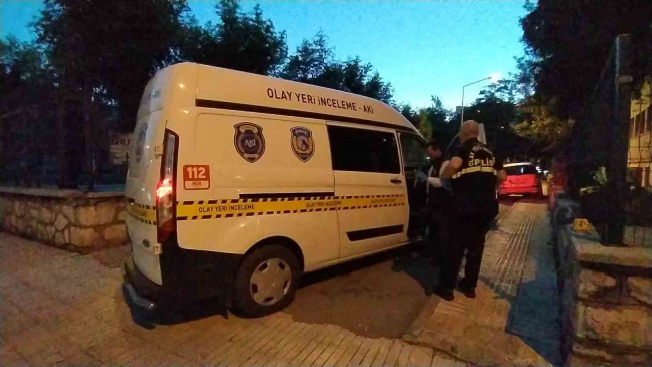 Tartıştığı şahıs tarafından bıçaklanan 14 yaşındaki çocuk yaralandı