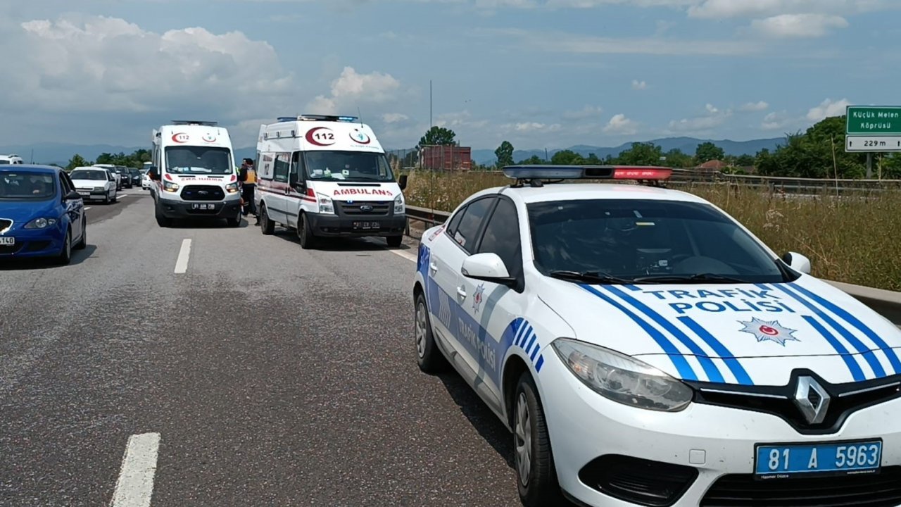 TEM Otoyolu’nda zincirleme kaza: 3 yaralı