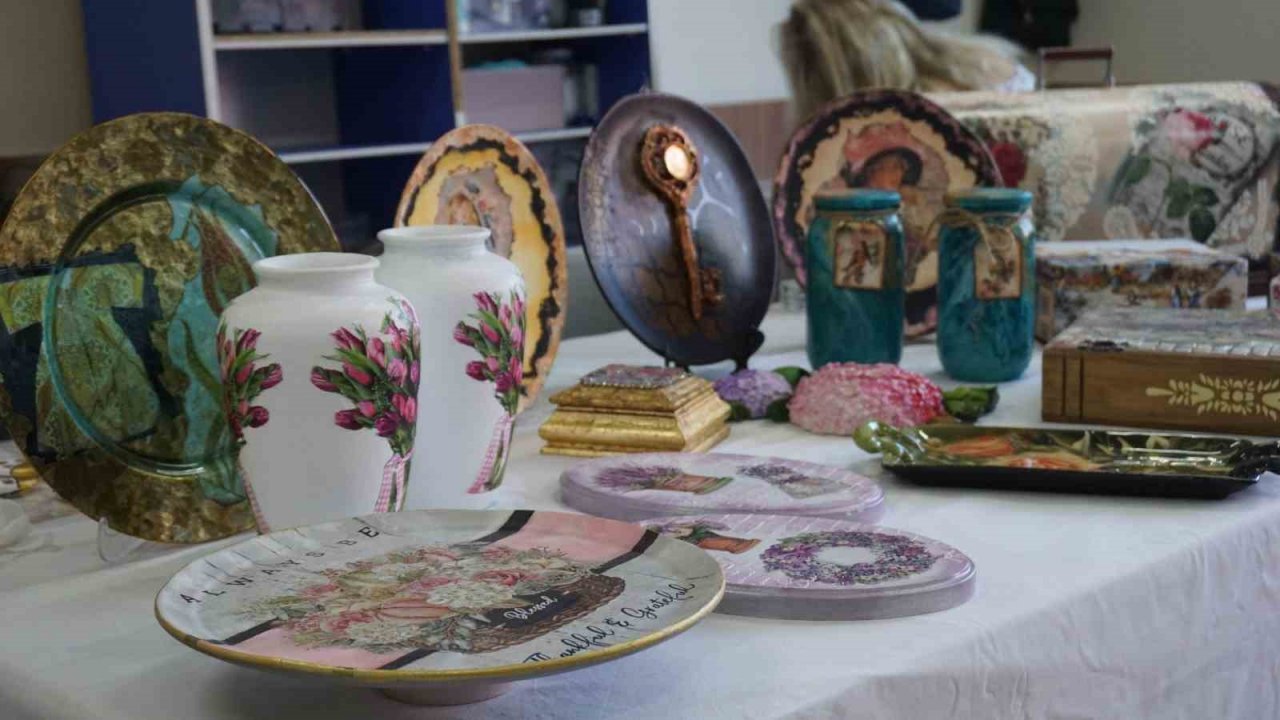 Ev hanımlarından sıfır atığa destek: Çöpe gidecek her şey onların elinde hayat buluyor