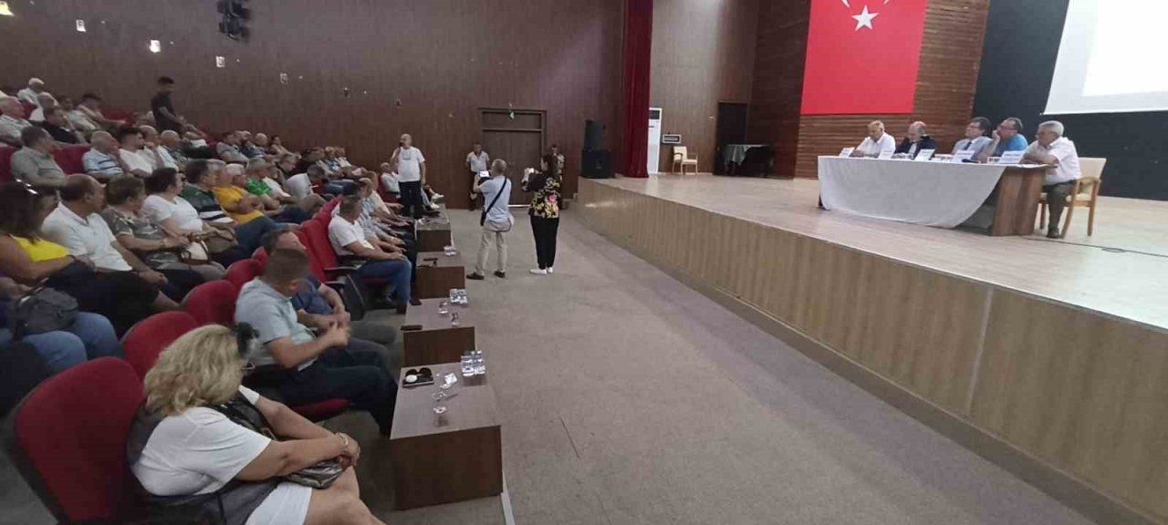 Edremit’in il olması için bir araya geldiler