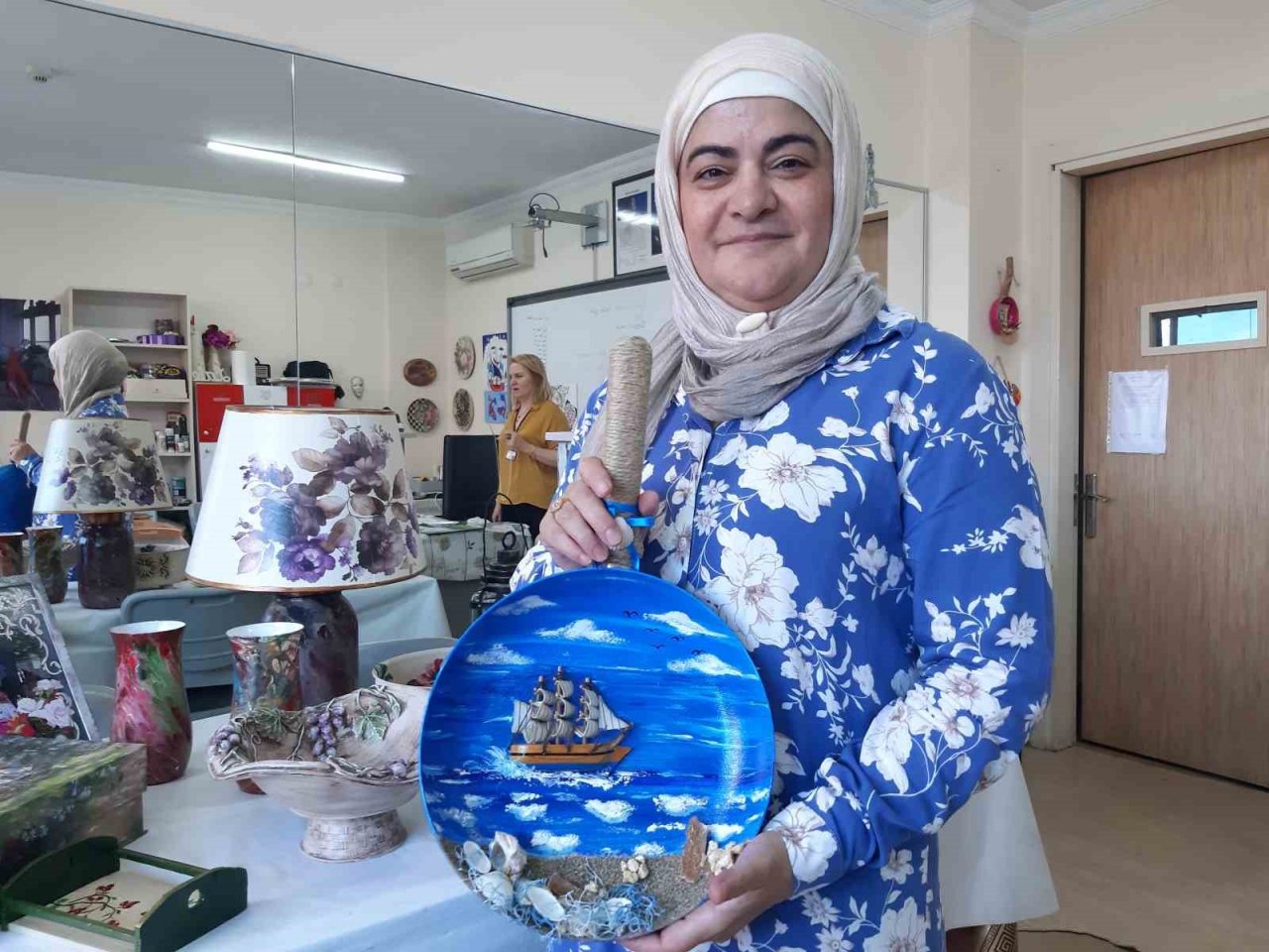 Ev hanımlarından sıfır atığa destek: Çöpe gidecek her şey onların elinde hayat buluyor