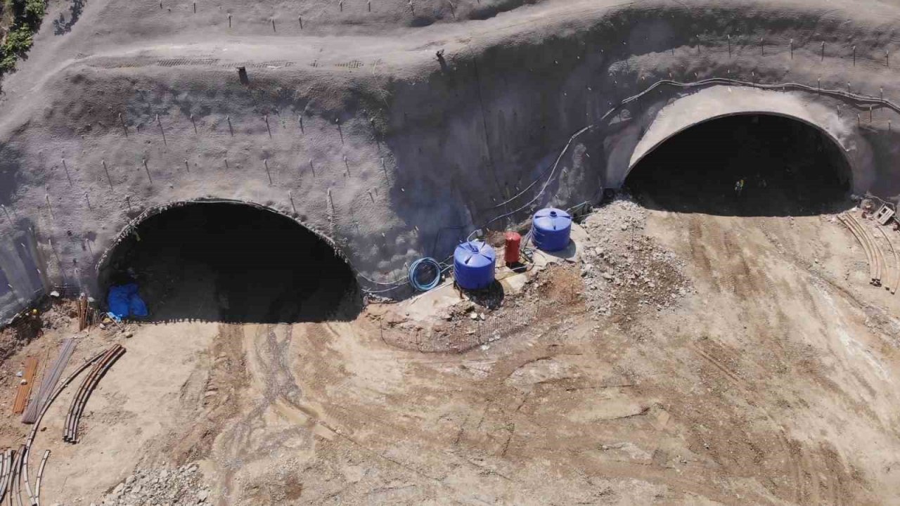 Filyos’a giden tünel çalışmalarında ışık göründü