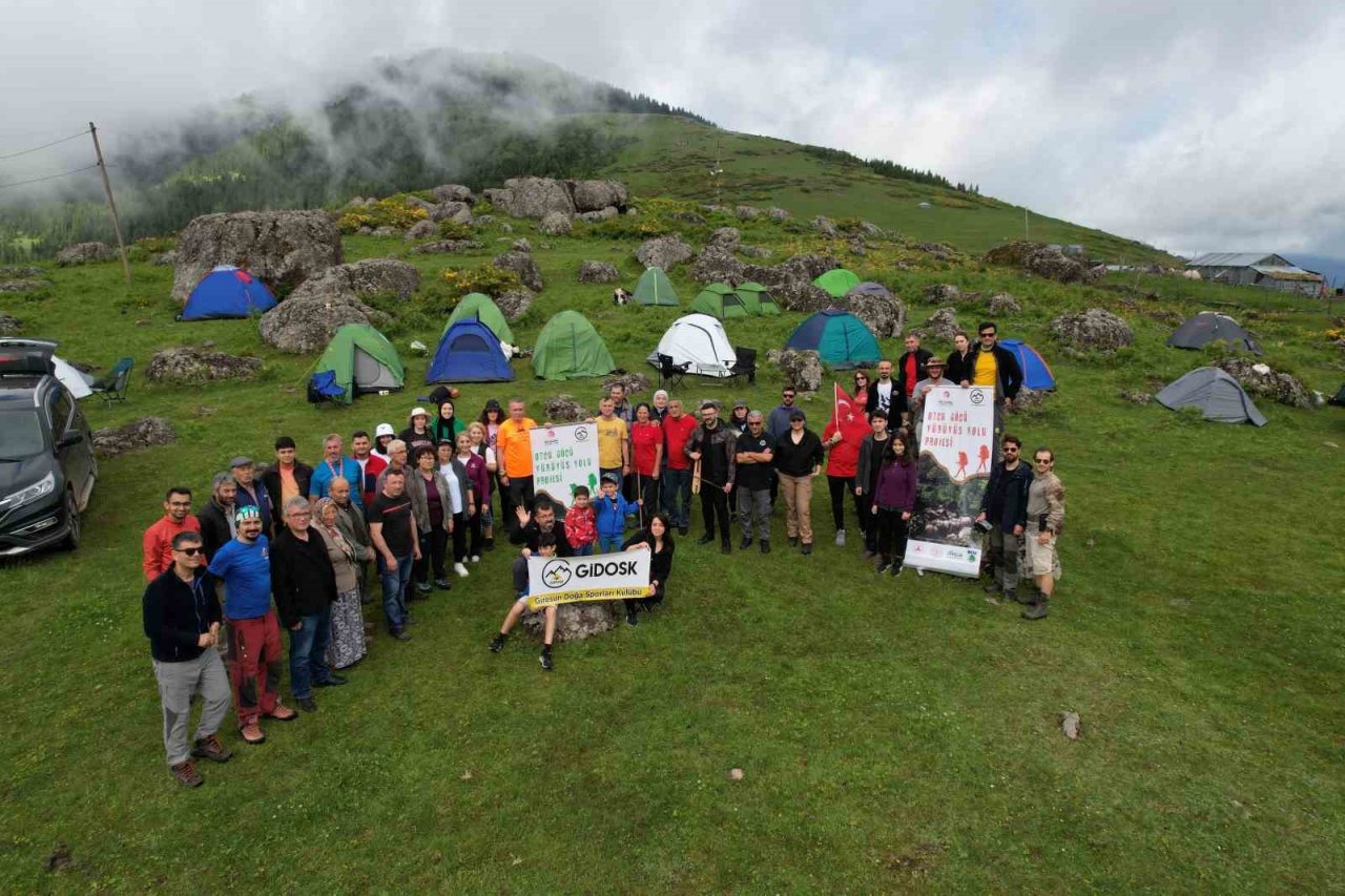 Giresunlu doğaseverler ’Otçu Göçü’ ile geçmişe yolculuk yaptılar