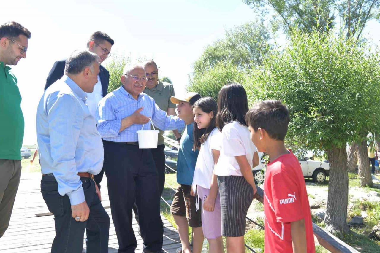 Başkan Büyükkılıç, Soysallı’da Vatandaşlarla Buluştu