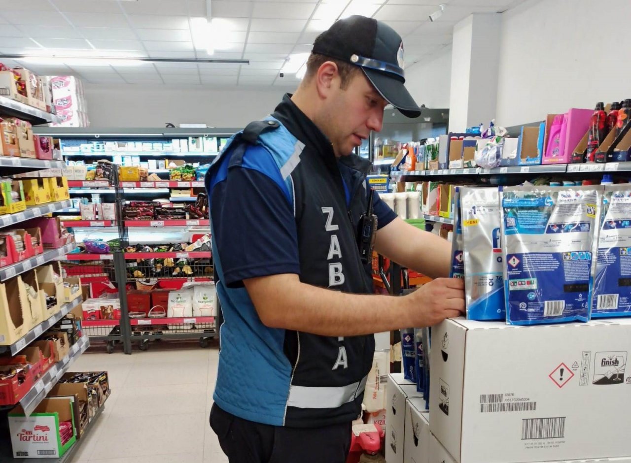 Altınova’da marketler mercek altında