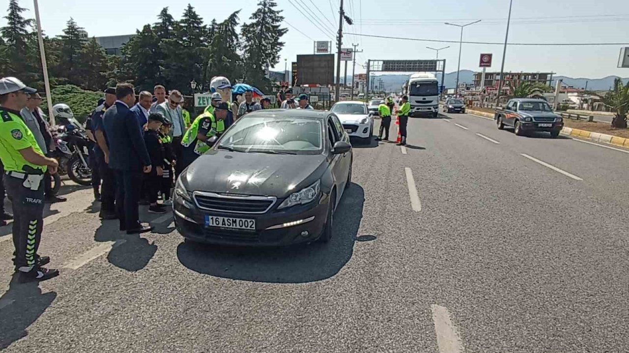 Bayram tatili boyunca her 10 kilometrede bir trafik ekibi görev yapacak