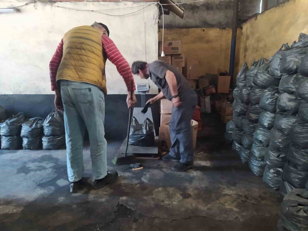 Kurban Bayramı öncesi mangal kömür satışları da arttı