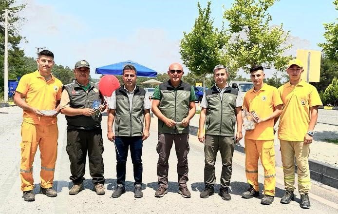 Marmaris Orman İşletme Müdürlüğü ilçeye gelen araç sürücülerini yangına karşı uyardı