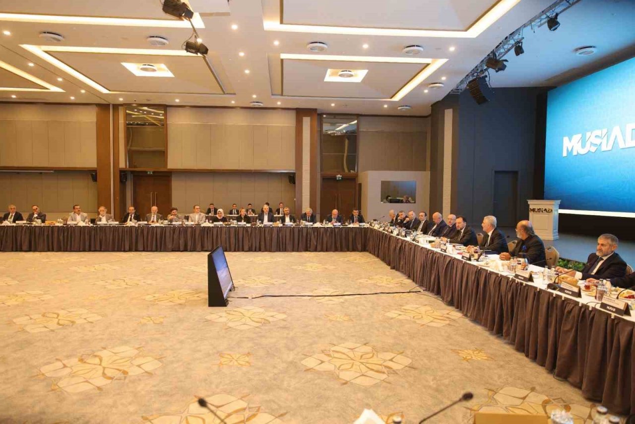 MÜSİAD YİK’in en geç üyesi Yunus Akçin oldu