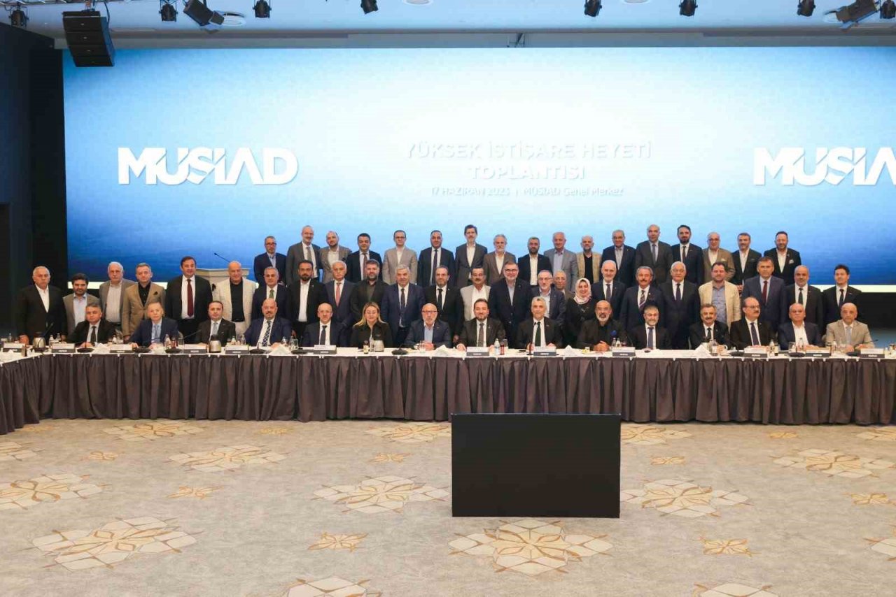 MÜSİAD YİK’in en geç üyesi Yunus Akçin oldu