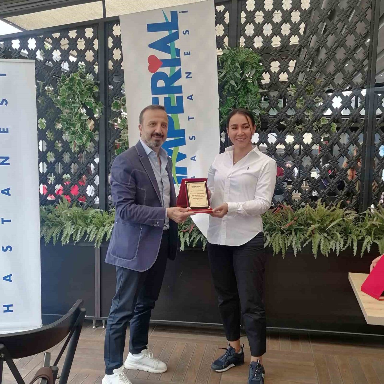 Özel İmperial Hastanesi Azerbaycan’dan gelen sağlık turizmi heyetini ağırladı