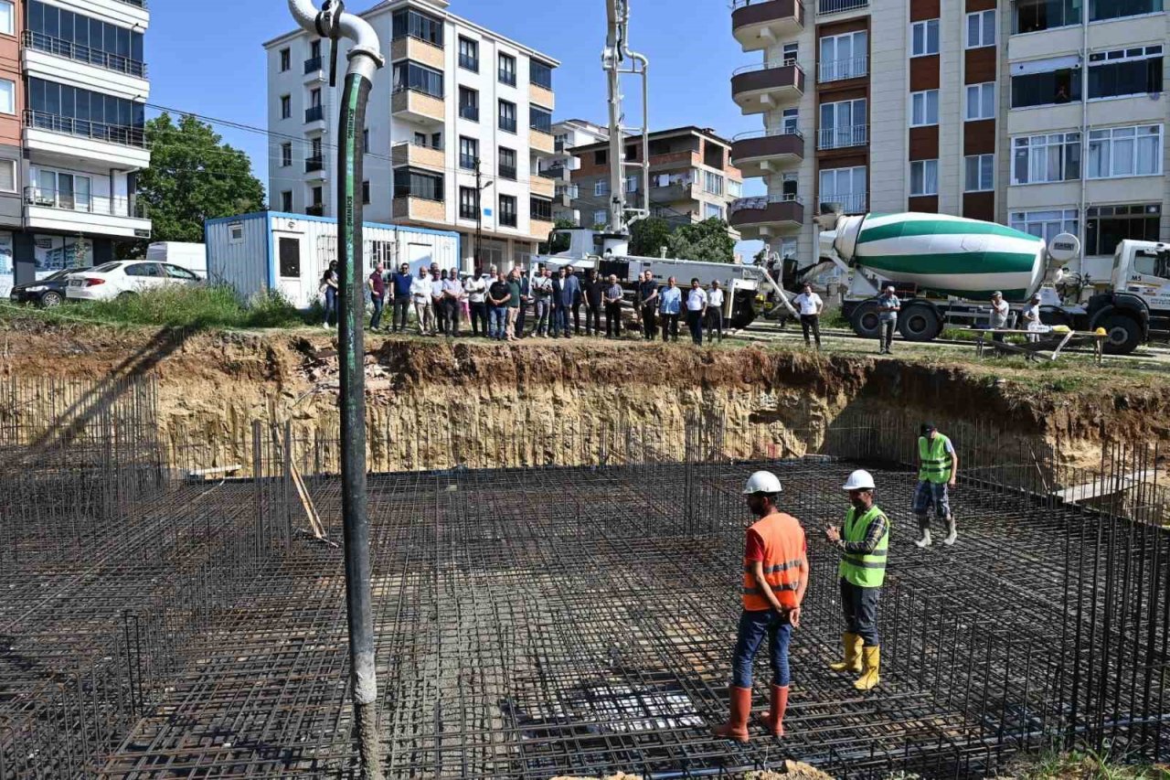 Başkan Uzunlar hızlı başladı