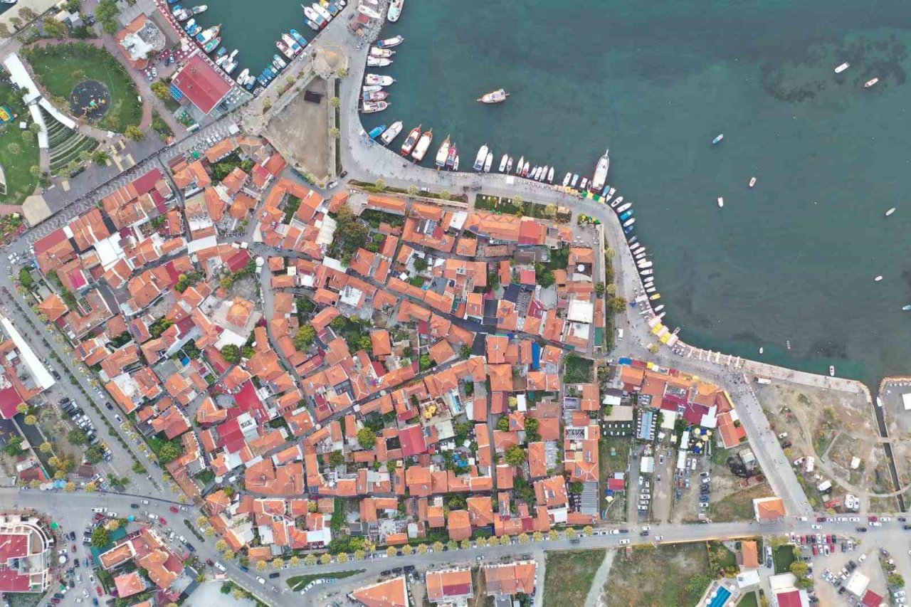 Sığacık’ta bayram öncesi valiz sesleri duyulmaya başladı