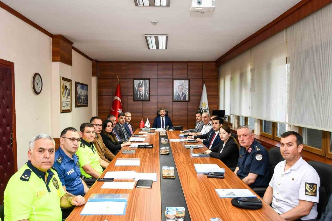 Uşak’ta trafik güvenliği toplantısı gerçekleştirildi