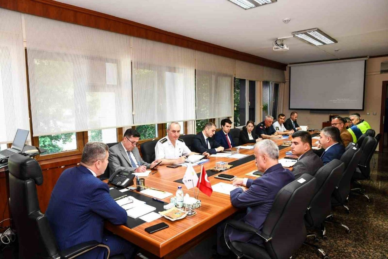 Uşak’ta trafik güvenliği toplantısı gerçekleştirildi