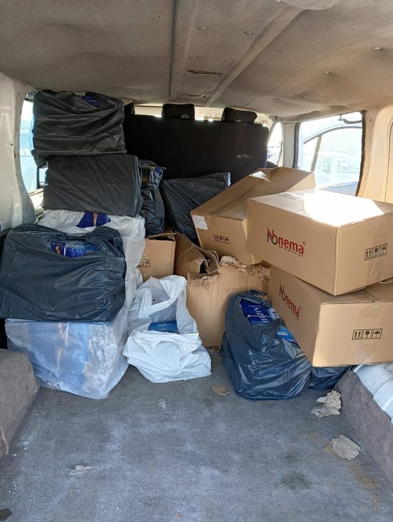 Maltepe’de 6 adrese eş zamanlı operasyon: Litrelerce sahte alkol ele geçirildi