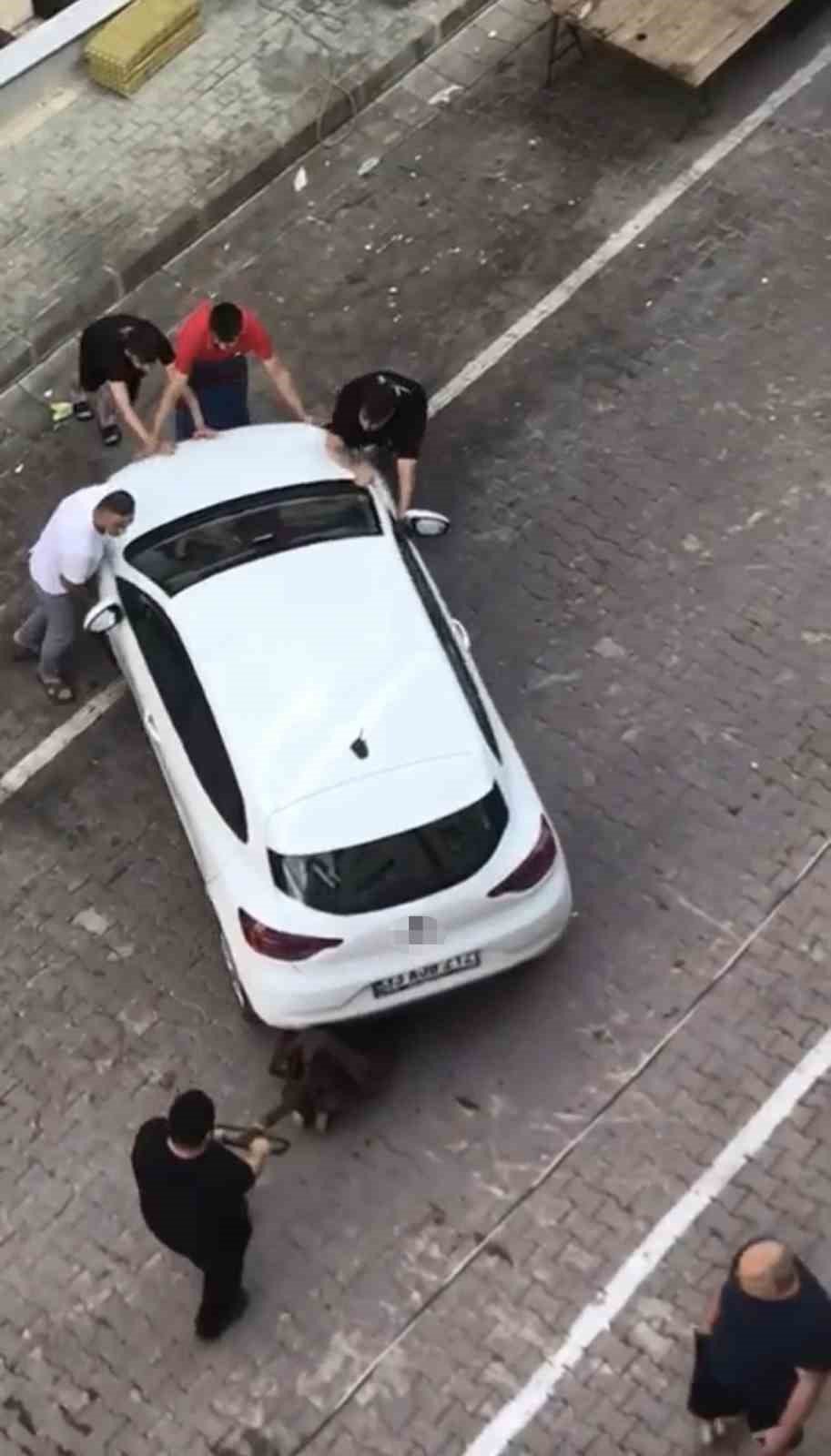 İstanbul’da “yok artık” dedirten olay: Transpaletle aracı taşıdılar