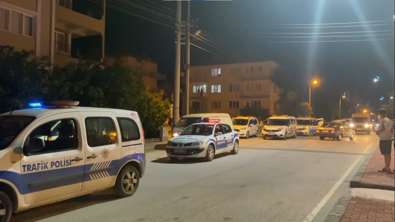 Burdur’da meydana gelen trafik kazasının ardından ortalık savaş alanına döndü
