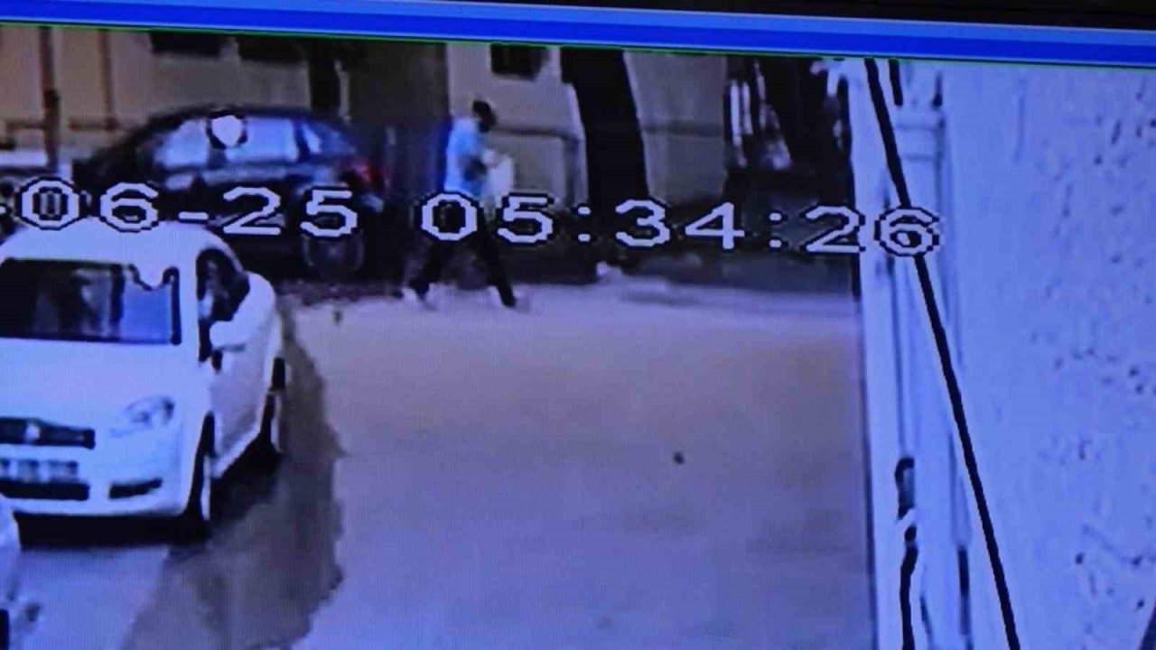 Çaycının borçlarını ödemek için biriktirdiği 100 bin lirayı poşete koyup böyle çaldı