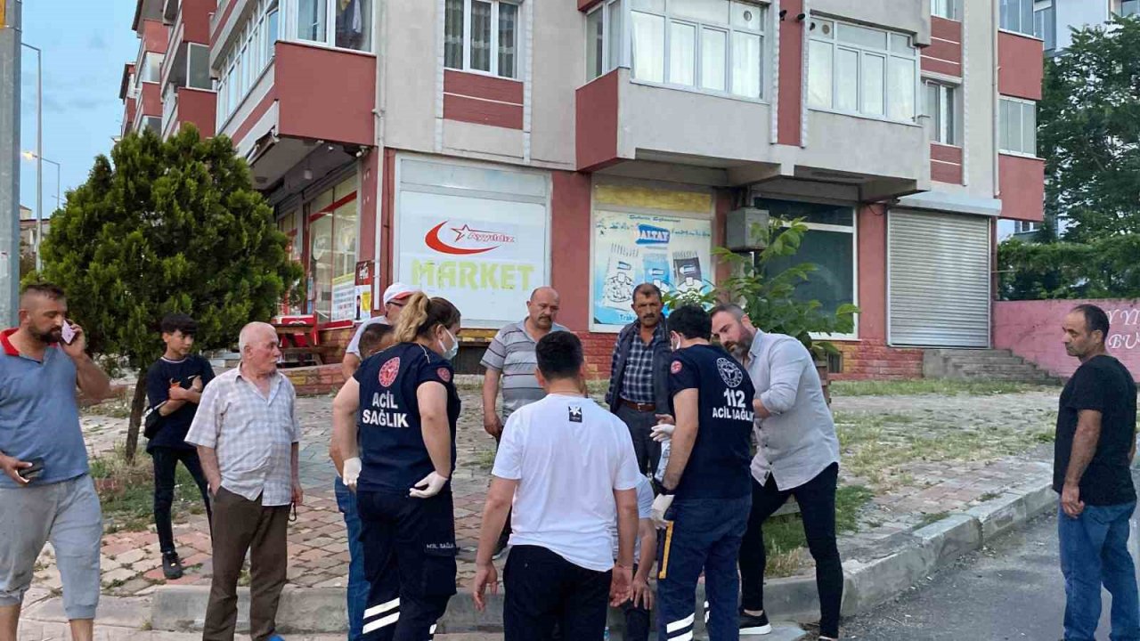 İki kardeşin yaralandığı kaza kameraya yansıdı