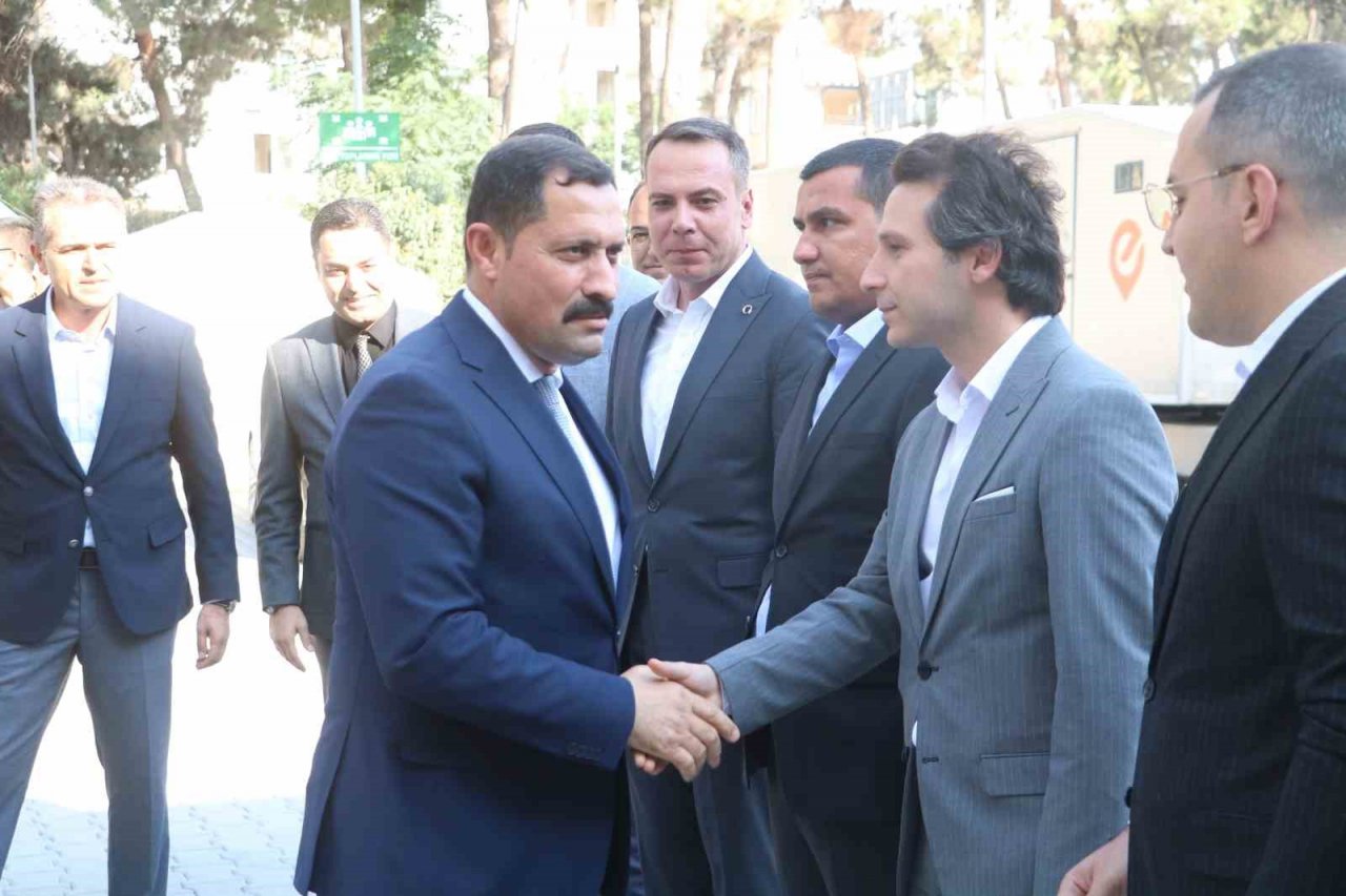 Hatay’ın yeni Valisi Masatlı göreve başladı