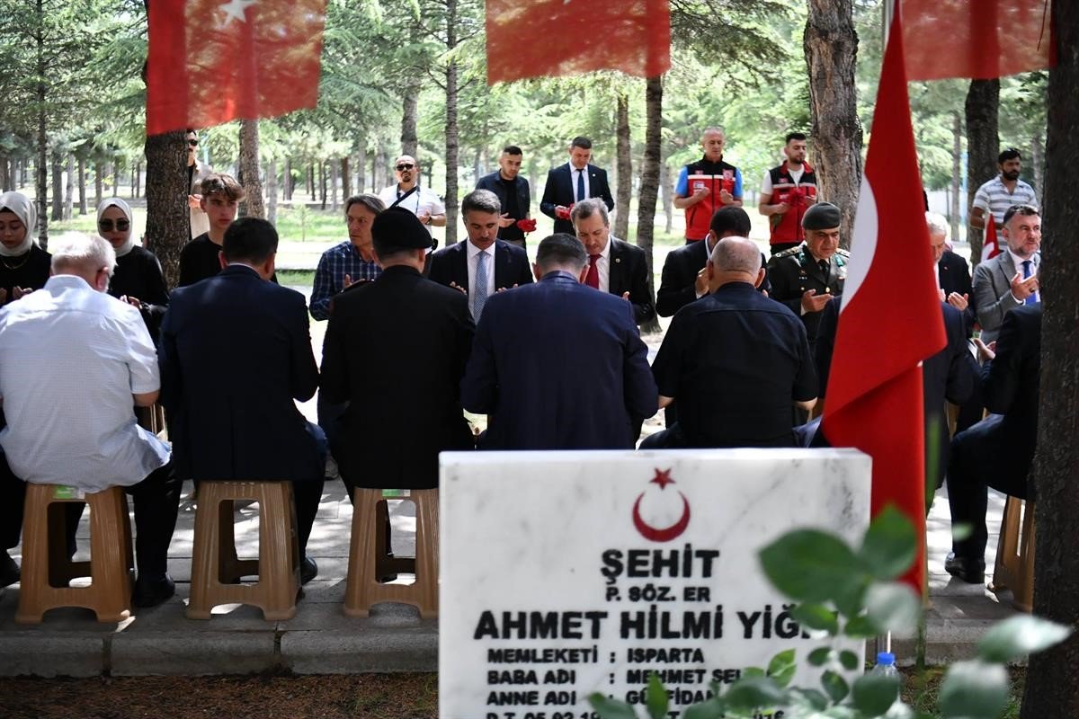 Isparta’da bayramlaşma programı