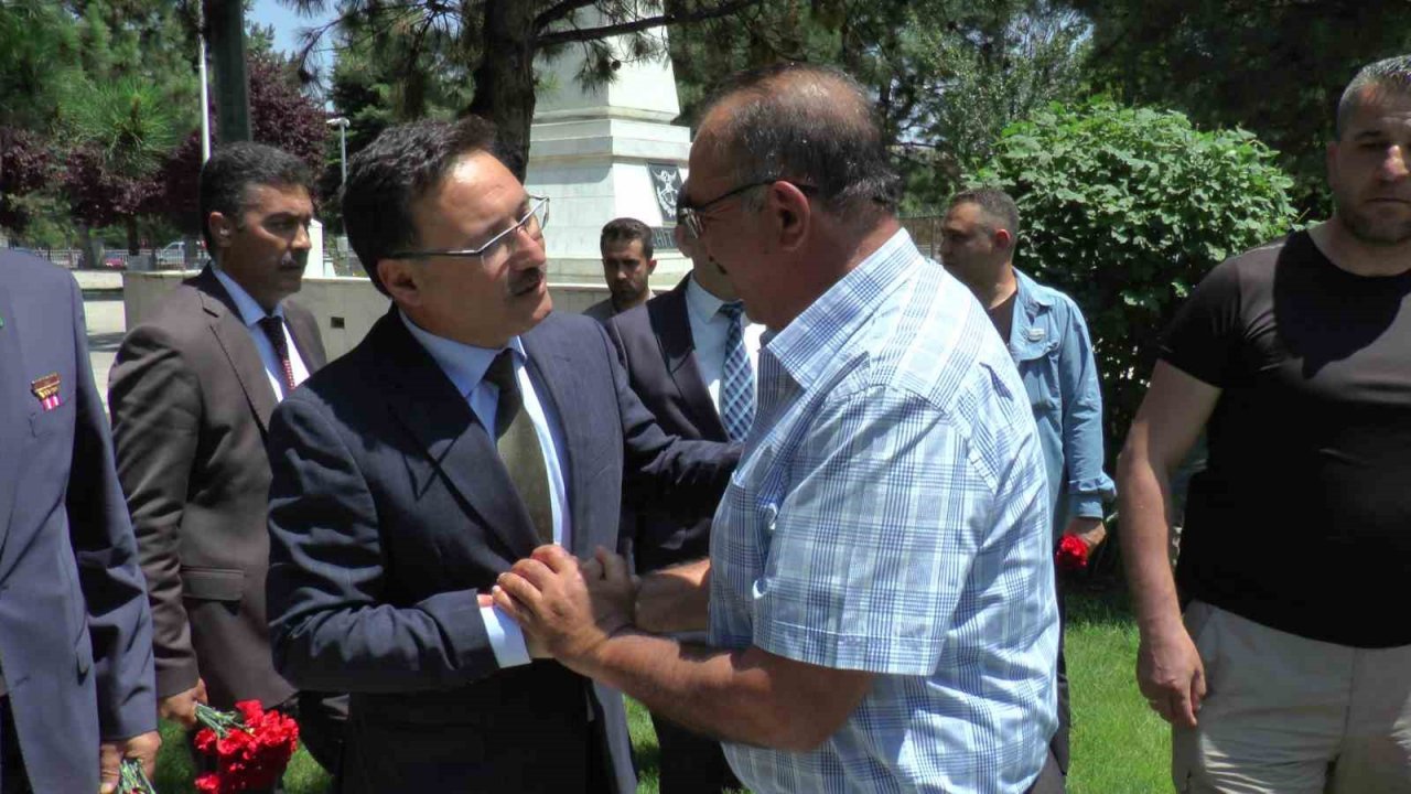 Bayram arefesinde şehitler için dua edildi