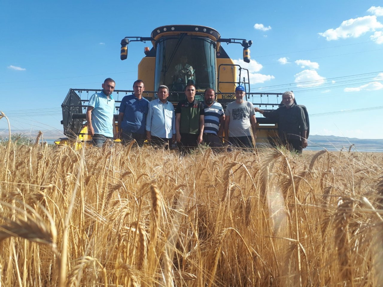 Kırşehir’de ilk tarımsal ürün hasadı yapıldı