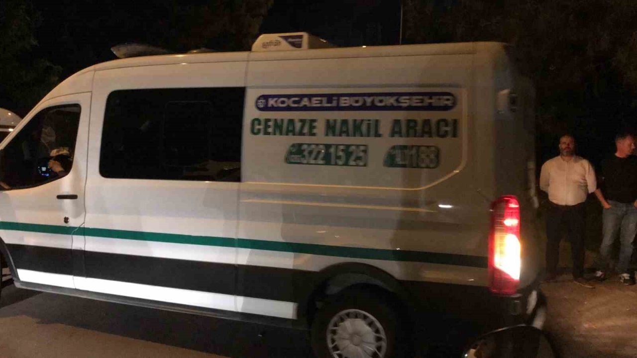 Polise yapılan ihbar korkunç olayı ortaya çıkardı: Önce sevgilisini öldürdü sonra intihar etti