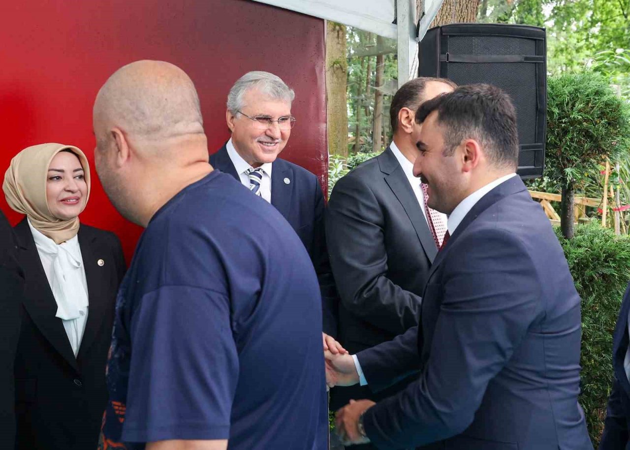 Sakarya protokolü bayramlaştı